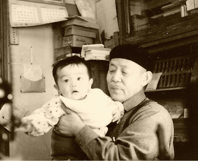 昭和34年（1959）の創業者と孫